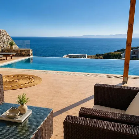 Miranda Infinity Pool Villa Líndos