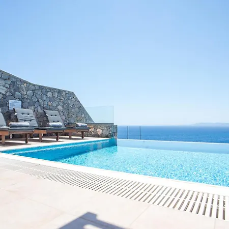 Villa Miranda Infinity Pool *